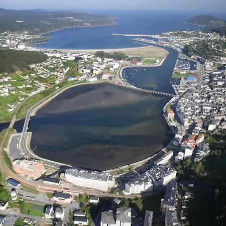 Piso Muy Amplio En Pleno Centro De Cantarrana - Appartamento Viveiro