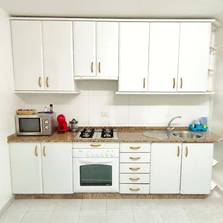 아파트 Piso Muy Amplio En Pleno Centro De Cantarrana - *